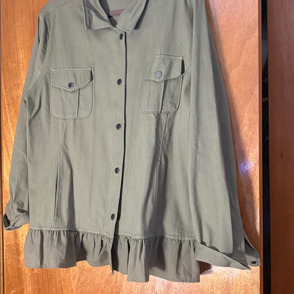 NorthStyle Olive Green Jacket with Purple Collar Accent